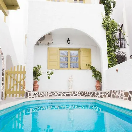 Sunny Days Fira (Santorini)